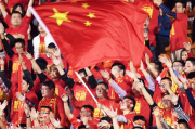 皇冠官网:足球报谈U16国足夺冠：进攻多点开花，防线短板造战术选择困境